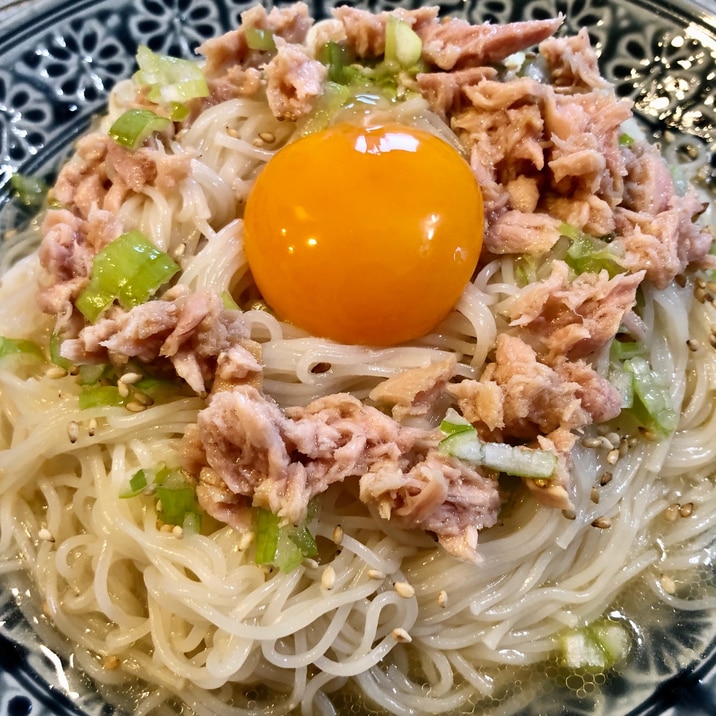 在宅ランチ♪白だしとごま油香るツナ缶そうめん